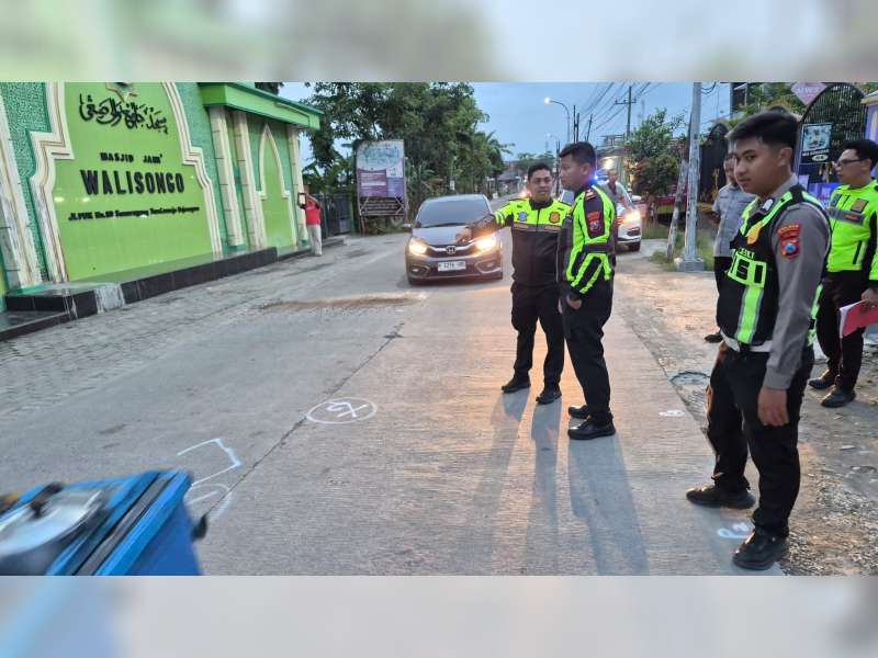 Kecelakaan Beruntun di Sumberrejo, Bojonegoro, Seorang Pemotor Meninggal Dunia