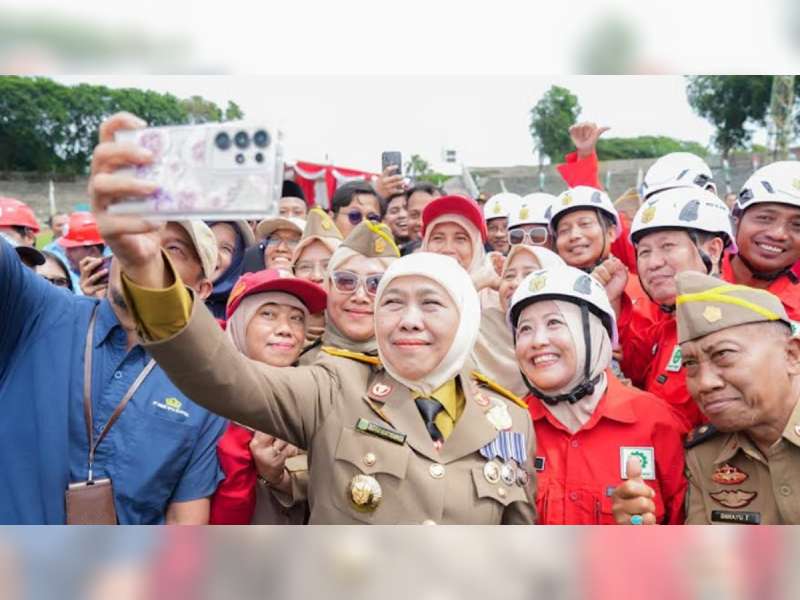 Gubernur Khofifah Tekankan Ekosistem Kerja Sehat bagi Warga Jatim