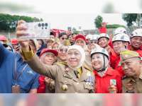 Gubernur Khofifah Tekankan Ekosistem Kerja Sehat bagi Warga Jatim