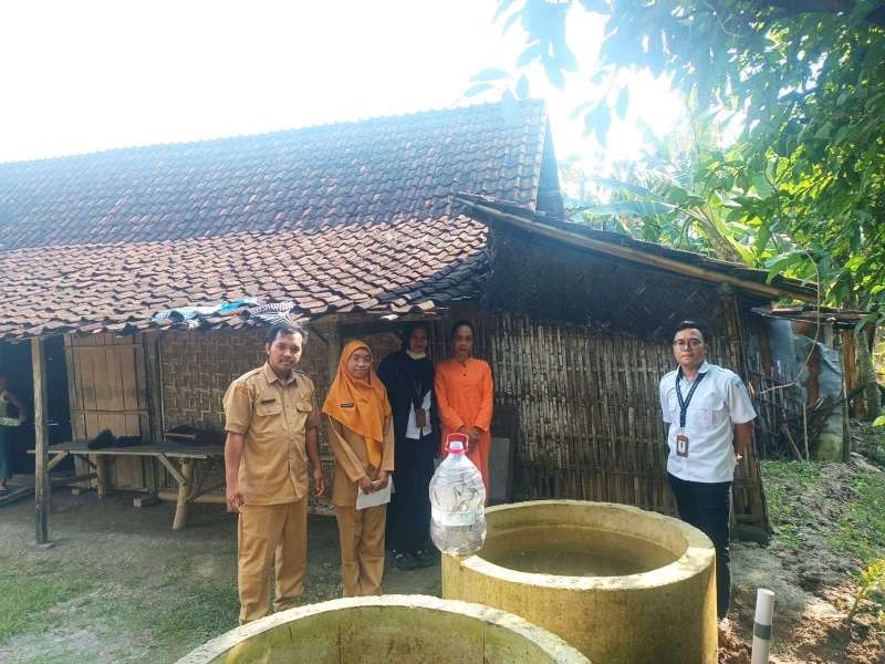 Pemkab Bojonegoro Perluas Program KOLEGA, Ratusan KPM Terima Bantuan Budidaya Lele