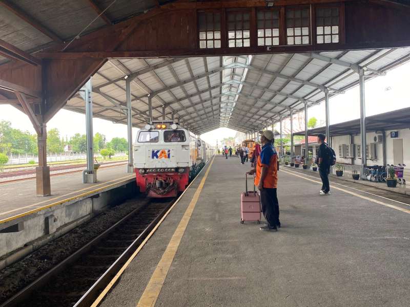 PT KAI  Layani 5.040 Penumpang Lebaran 2026 di Stasiun Bojonegoro, Berikut Panduan Beli Tiketnya