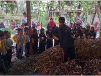 Bupati Bojonegoro Keluarkan Surat Edaran Kerja Bakti Lingkungan Atasi Masalah Sampah