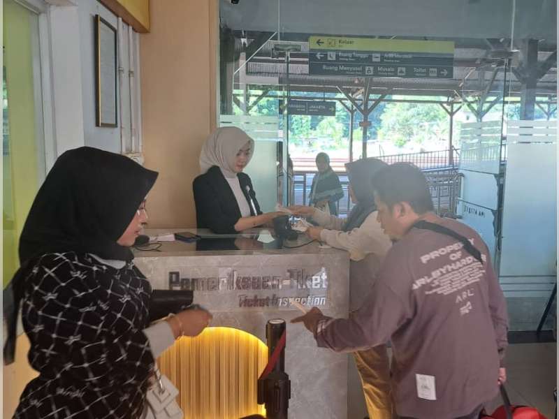 Tiket KA Lebaran dari Stasiun Bojonegoro Laris Manis, 7.800 Kursi&nbsp;Ludes Terjual