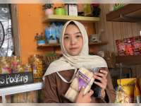 Produsen Kue Gapit Bojonegoro Ini Banjir Pesanan Hingga  Puluhan Juta di Bulan Ramadan