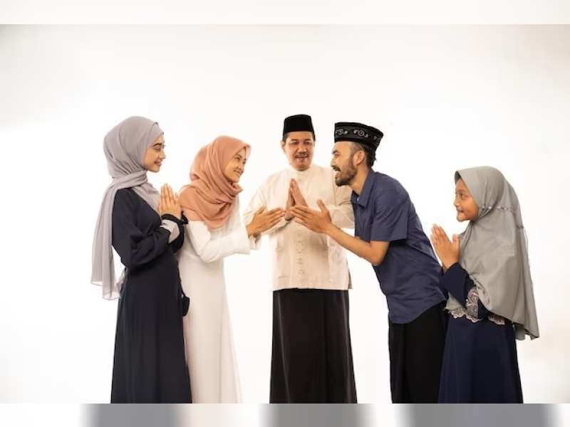 12 Tradisi Unik Saat Lebaran di Indonesia