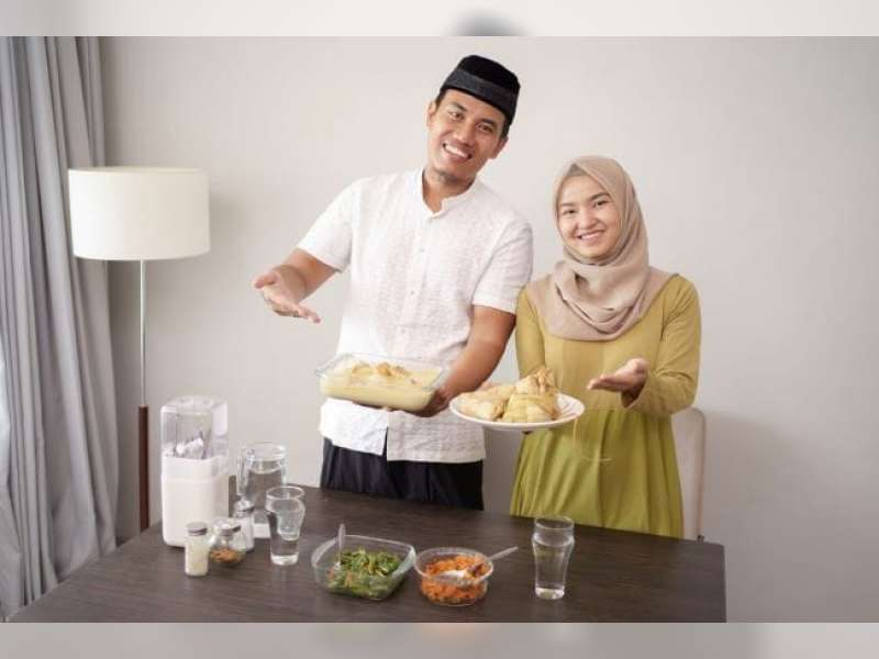 Tetap Jaga Kesehatan di Tengah Serbuan Jajan Lebaran