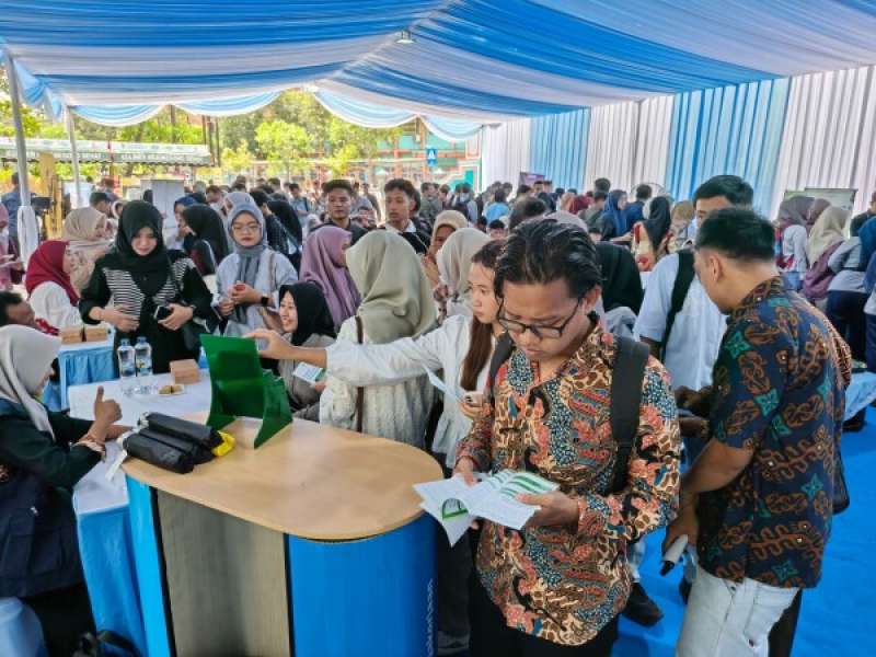 Akselerasi Penurunan Pengangguran, Dinperinaker Bojonegoro Gelar Mini Jobfair Pasca Lebaran