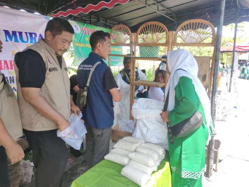 Pemkab Bojonegoro Gelar Operasi Pasar Murah di Desa Lengkong, Balen