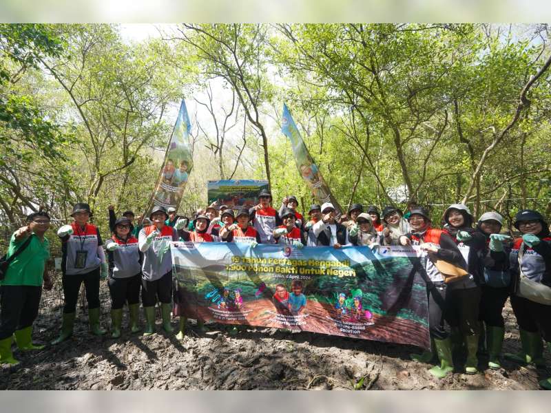 Pertagas Hijaukan Enam Wilayah Operasi Melalui Penanaman 4.300 Pohon