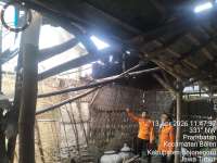 Rumah Warga di&nbsp;Balen, Bojonegoro Rusak Berat Diterjang Angin Kencang