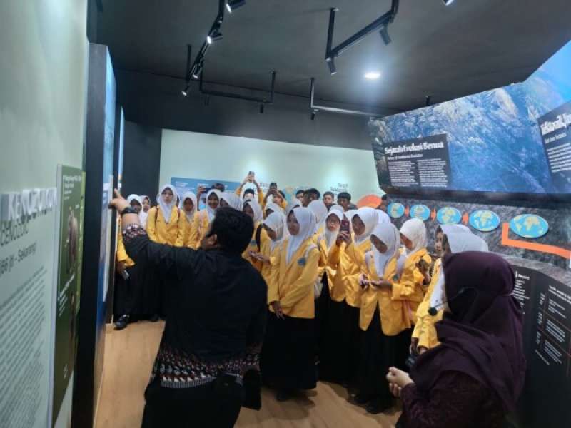 Edukasi Geopark Sejak Dini, Siswa SMPN 1 Purwosari Jelajahi Kekayaan Alam Bojonegoro