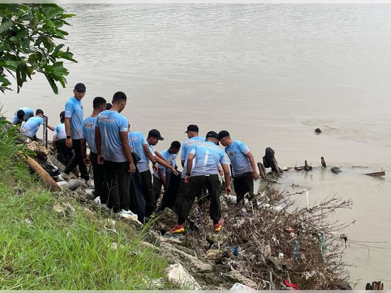 Sambut Tim Sungai Watch, Bupati Wahono Ajak Warga Bojonegoro Jaga Kebersihan Bengawan