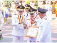 Pemprov Jatim Borong Penghargaan Nasional di Peringatan Hari Otonomi Daerah