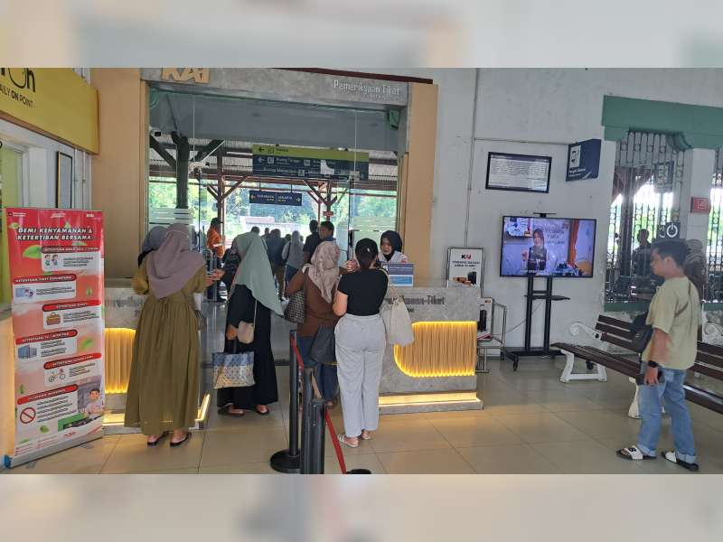Kepercayaan Masyarakat Meningkat, Puluhan Ribu Penumpang Padati Stasiun Bojonegoro Selama April