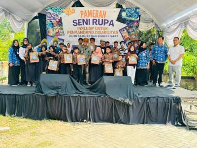 Jejer Sejajar dan Bermartabat, Ruang Ekspresi Inklusif Seni Rupa Difabel Bojonegoro