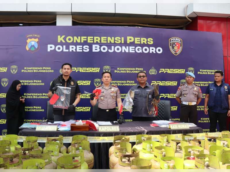 Beroperasi Sejak September 2025, Pengoplos LPG 3 Kg di Kapas Diringkus Polres Bojonegoro