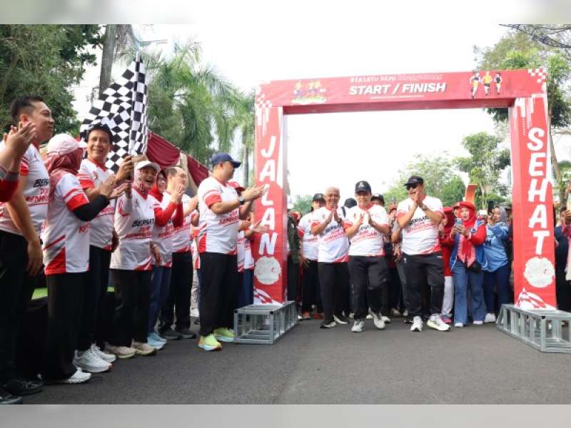 Kemeriahan Jalan Santai HUT PMI ke-163 di Bojonegoro Perkuat Nilai Kemanusiaan dan Gotong Royong