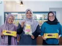 PLN Nusantara Power Tanjung Awar-Awar Dorong Kemandirian Ekonomi Perempuan Lewat Program Perluasan UMKM Permata
