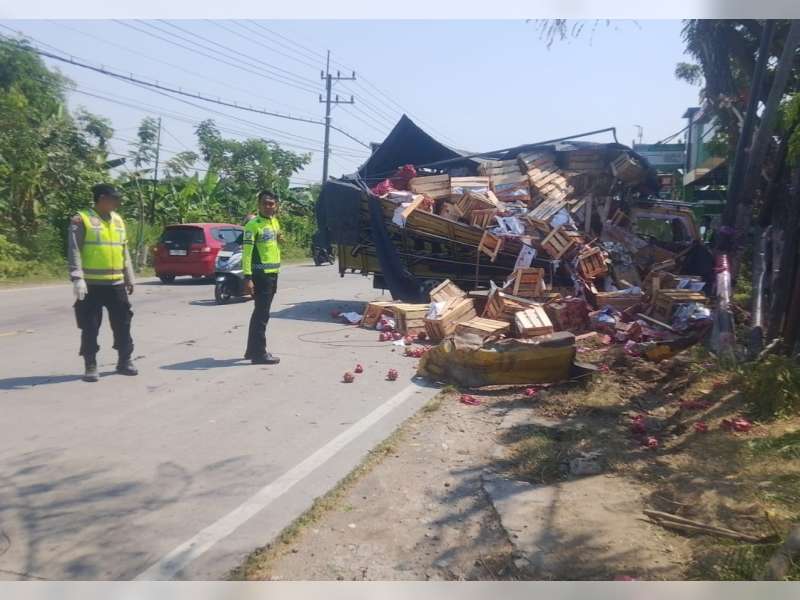 Pengendara Motor Tewas Tertabrak Truk di Kalitidu Bojonegoro