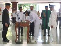 Lantik Dua Kades PAW, Bupati Setyo Wahono Minta Segera Tancap Gas dan Rangkul Semua Elemen