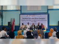 EMCL dan PDPM Bojonegoro Bekali Guru dan Siswa Menjadi Pionir Literasi Digital
