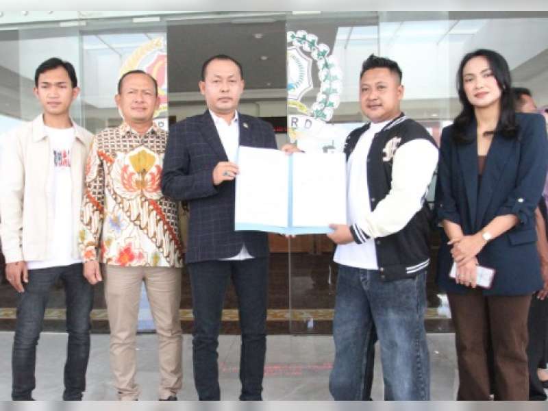 Temui Perwakilan Massa Unjuk Rasa Relawan MBG, DPRD Bojonegoro  Komitmen Teruskan Tuntutan ke Pusat