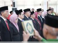 Penyegaran Birokrasi Pemkab Bojonegoro, Bupati Wahono Lantik Lima Kepala OPD Baru dan Rotasi Pejabat Administrator
