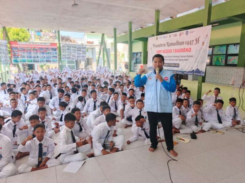 Kenalkan Nilai Integritas Sejak Dini, 320 Siswa Baru SMPN 1 Baureno Ikuti Edukasi Anti Korupsi Saat MPLS