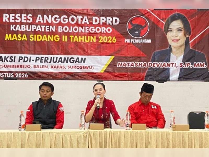Sosialisasikan Sistem Desil DTSEN, Anggota DPRD Bojonegoro Natasha Devianti Imbau Warga Rutin Pemutakhiran Data