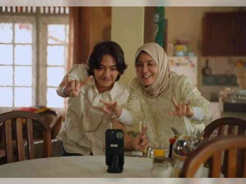 Ulasan Film: Seni Merayu Tuhan &mdash; Saat Beragama Tak Lagi Soal Egoisme Mayoritas