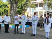 Tiga Siswa Bojonegoro Terima Penghargaan dari Bupati Usai Lolos Paskibraka Nasional dan Provinsi