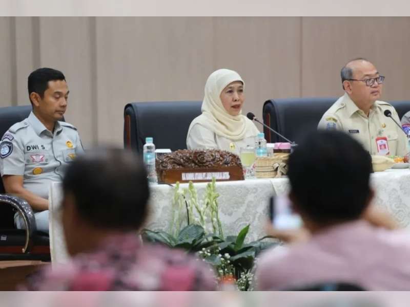 Sambut HUT ke-81 Pemprov Jatim, Gubernur Khofifah Bebaskan Denda PKB dan Beri Keringanan Bagi Buruh hingga Ojol