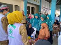 Perkuat Pemberdayaan Desa, TP PKK Bojonegoro Serahkan Bantuan dan Dorong Pengelolaan Sampah bernilai Ekonomi