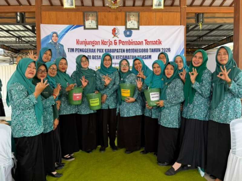 Kurangi Pencemaran dan Tambah Nilai Ekonomi, Kader PKK Ngasem Dilatih Kelola Sampah Rumah Tangga