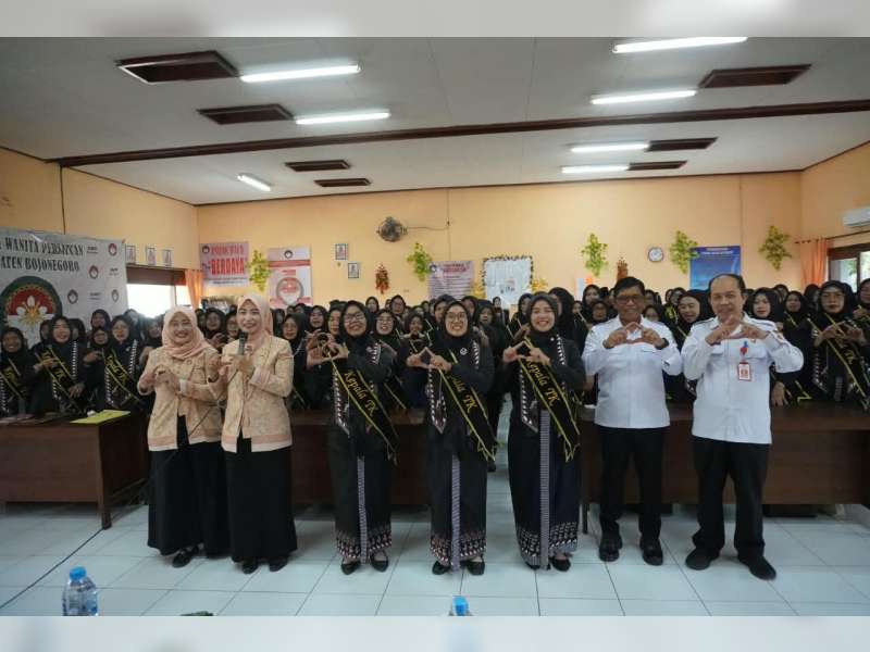 Perkuat Tata Kelola PAUD, 150 Kepala Sekolah Yayasan DWP Bojonegoro Resmi Dikukuhkan
