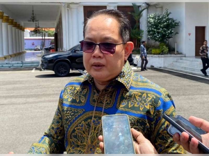 Pemprov Jatim Minta Pusat Kaji Ulang Rencana Pengalihan Gaji ASN ke Koperasi Merah Putih