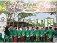 Peringai Hari Santri Nasional 2026, PCNU Bojonegoro Gelar Jalan Sehat Bersarung