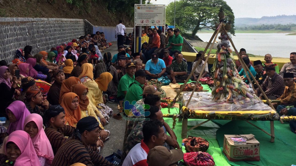 Lestarikan Budaya Lokal Warga Desa Kedungsumber Bojonegoro