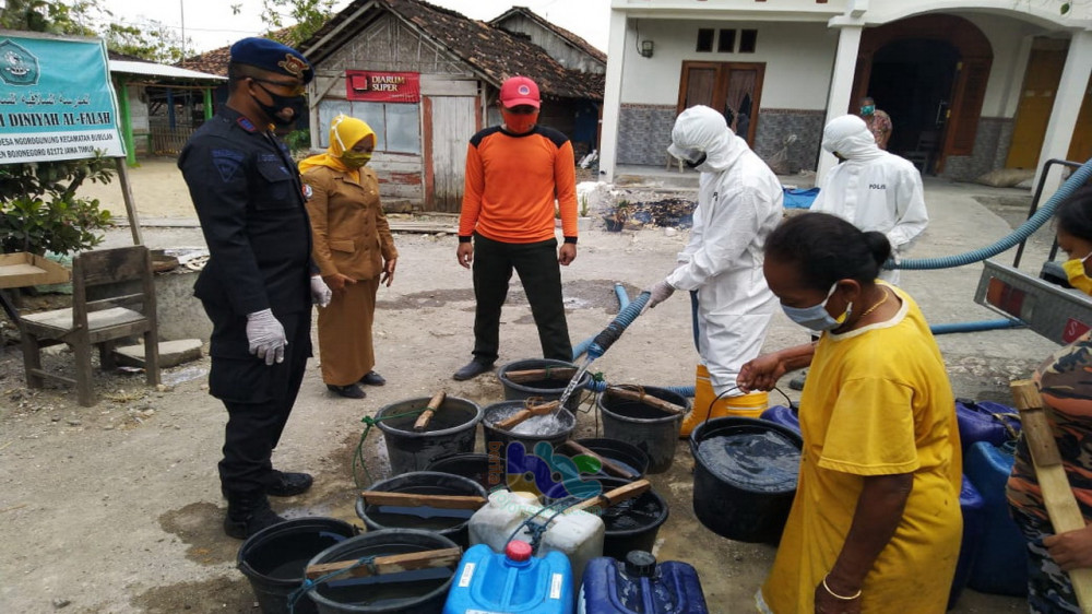 Desa Di Bojonegoro Mulai Alami Krisis Air Bersih Bpbd Lakukan